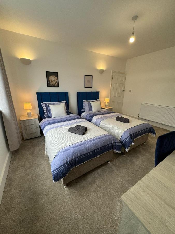 Smart Guest Rooms Fast Access To Central London Via Piccadilly Line New Southgate المظهر الخارجي الصورة
